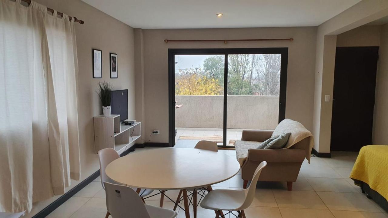 Departamento En Complejo Las Lilas Mendoza Apartment Exterior photo